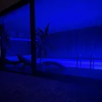 Park Mit Pool, Jacuzzi Und 3 Schlafzimmer *