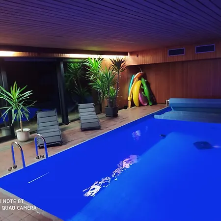 Park Mit Pool, Jacuzzi Und 3 Schlafzimmer أويلتسن