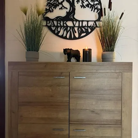 Appartamento Park Mit Pool Und 3 Schlafzimmer Uelzen