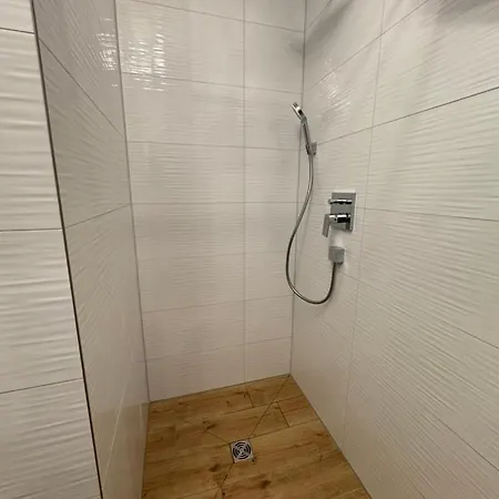 شقة Park Mit Pool, Jacuzzi Und 3 Schlafzimmer *