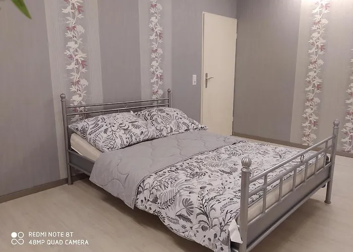 Διαμέρισμα Park Villa Ferienwohnung Mit Pool, Jacuzzi Und 3 Schlafzimmer *