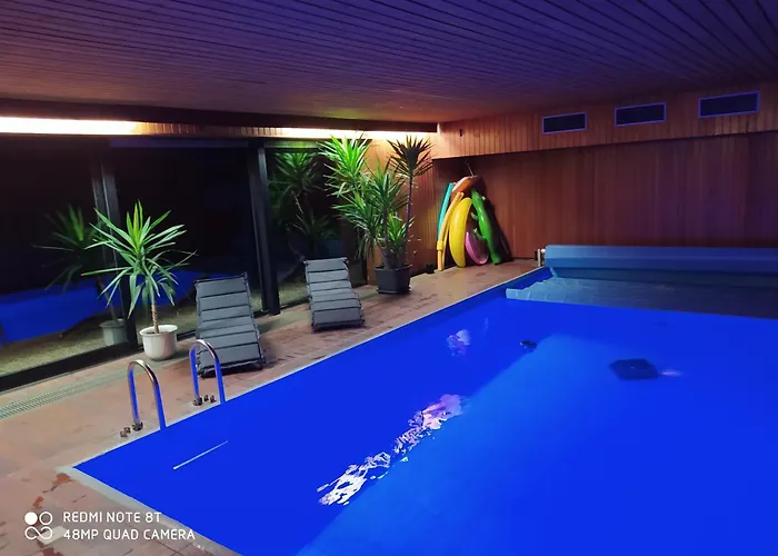 Park Villa Ferienwohnung Mit Pool, Jacuzzi Und 3 Schlafzimmer Uelzen
