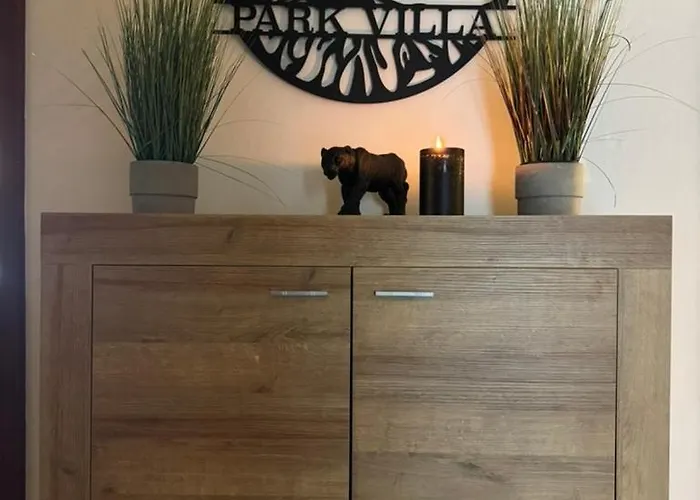 Διαμέρισμα Park Villa Ferienwohnung Mit Pool, Jacuzzi Und 3 Schlafzimmer Uelzen